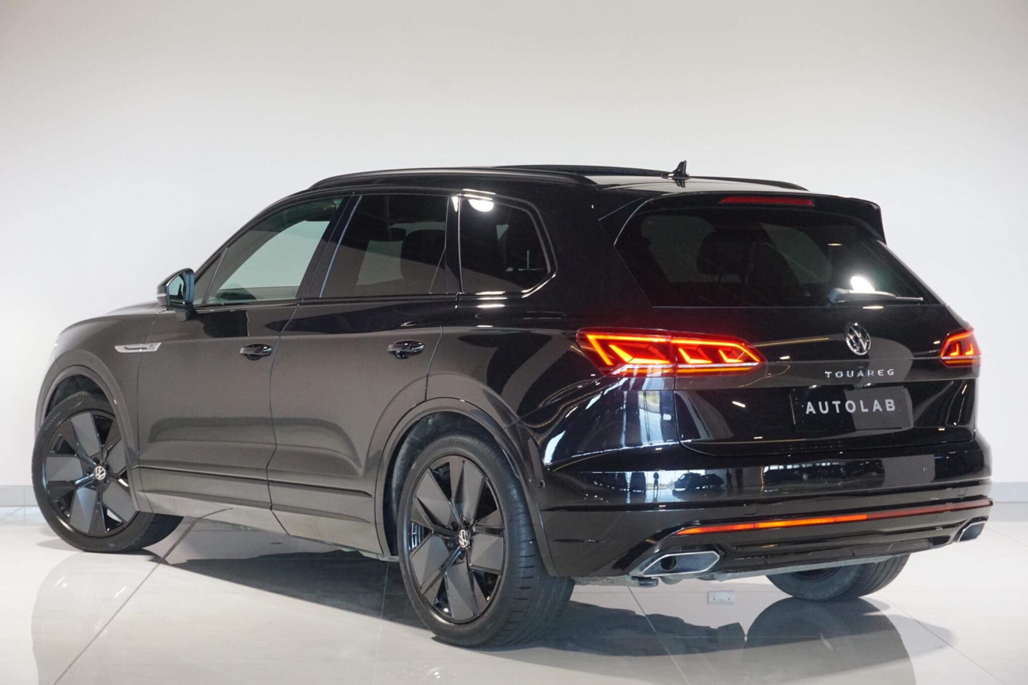 Volkswagen Touareg 3.0 TDI V6 Black Edition SUV 5dr Diesel Tiptronic 4Motion Euro 6 (s/s) (286 ps)